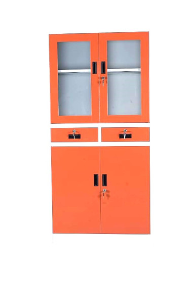 خزانة معدنية مع اقفال Metal cabinet with locks