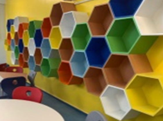 رفوف خشبية شكل سداسي 30 سم - Hexagonal wooden shelves 30 cm
