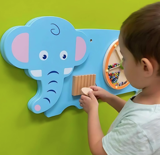 لعبة حائط - الفيل / Wall Toy - Elephant